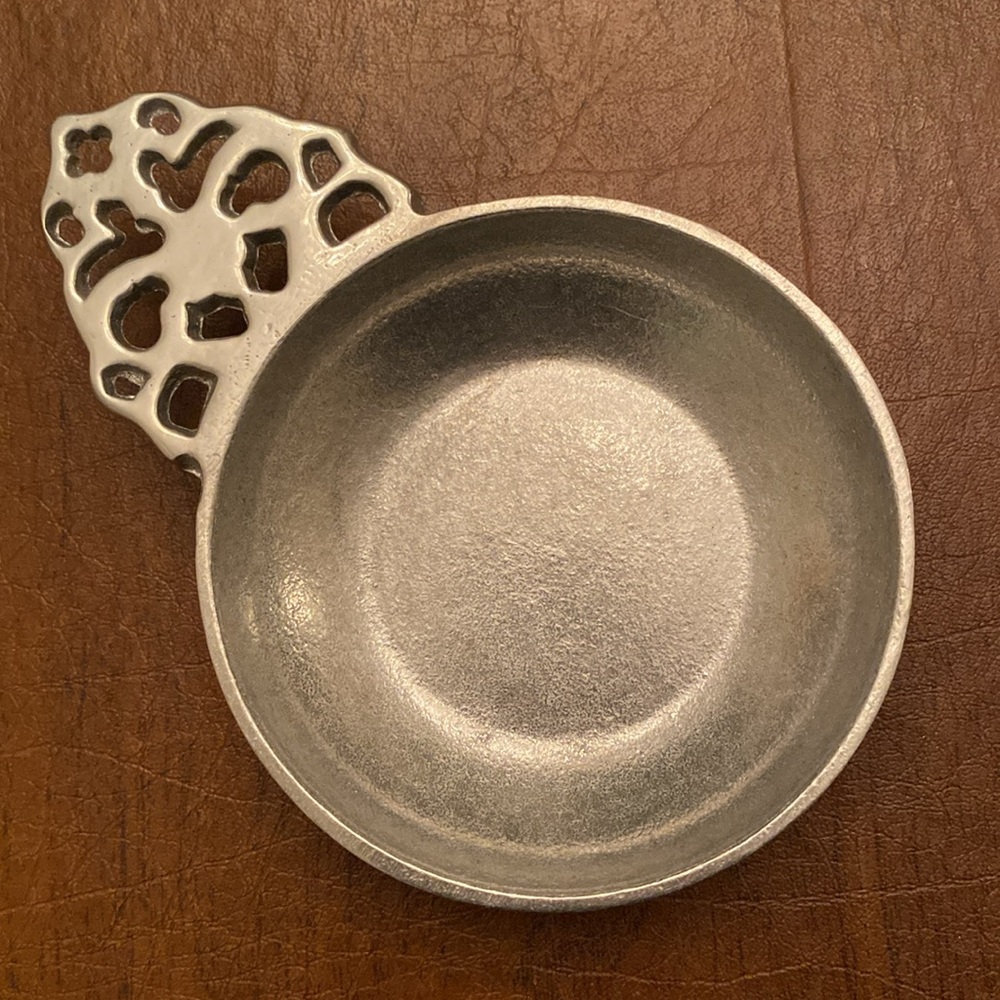 Wilton Armetale Pewter Small Porringer Bowls - Picture 6 of 6